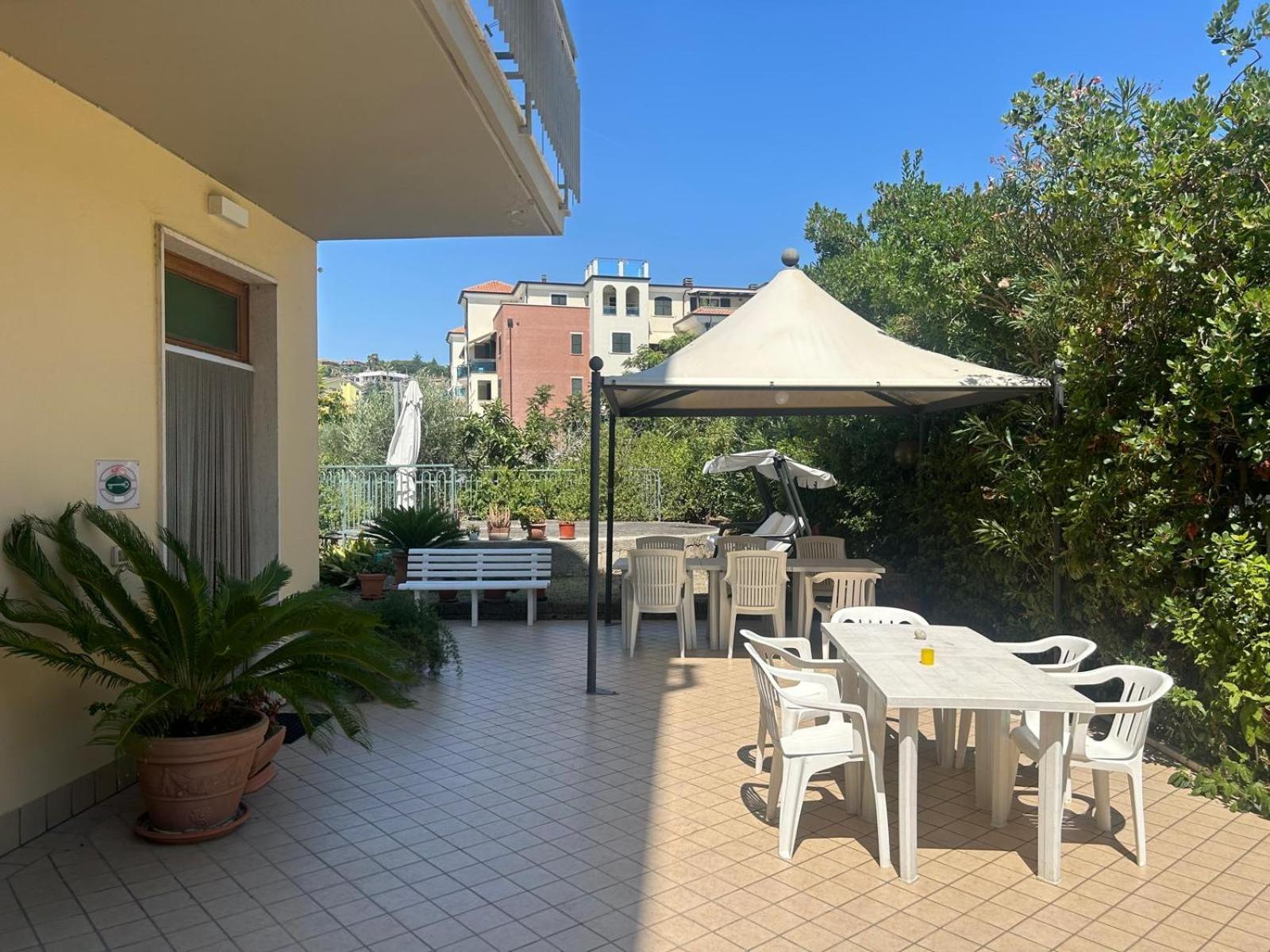 Pensione Vagnozzi Grottammare Esterno foto